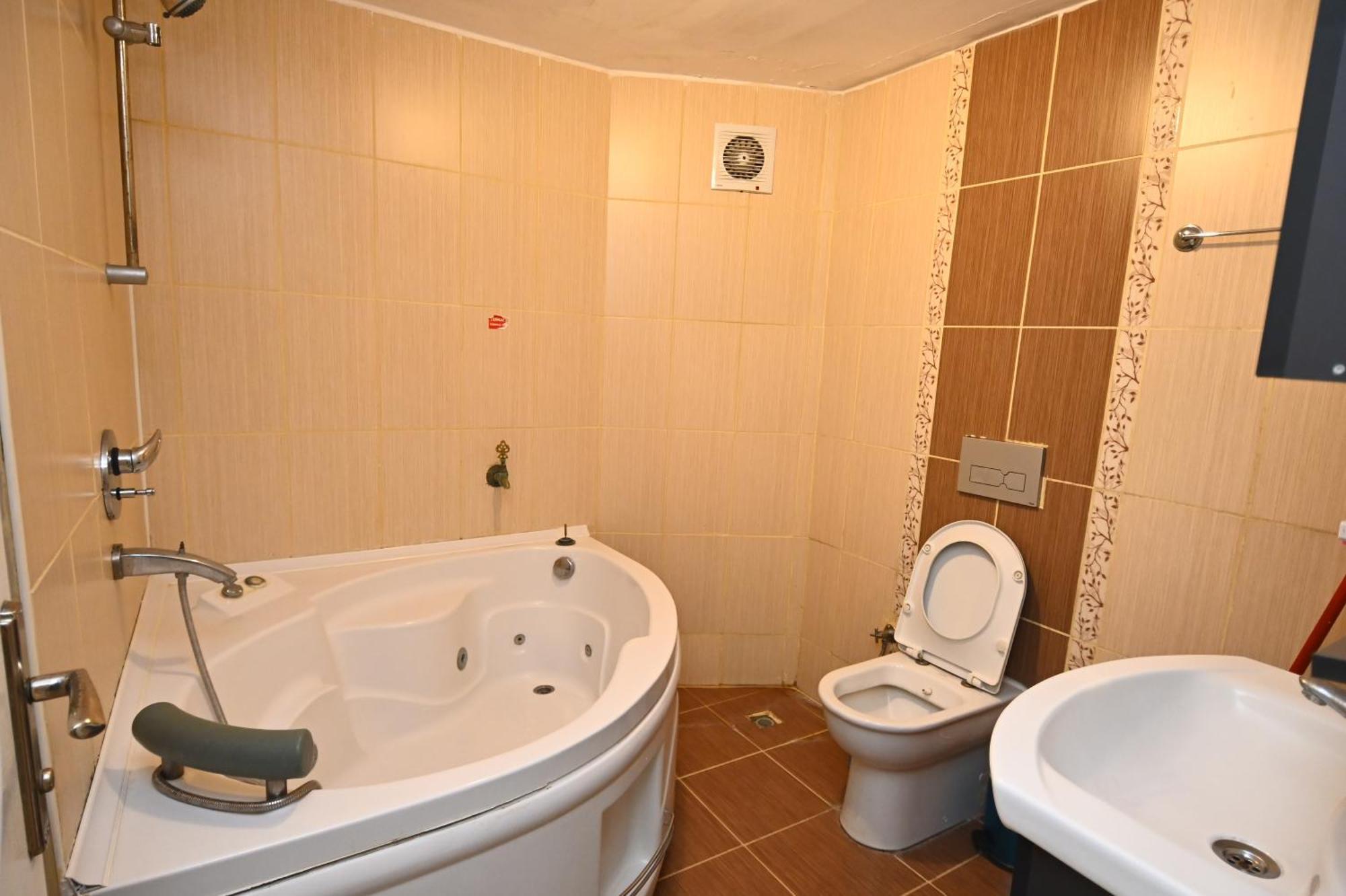Sarot Thermal Vadi Tatil Koyu - Halal Hotel Bolu Eksteriør bilde